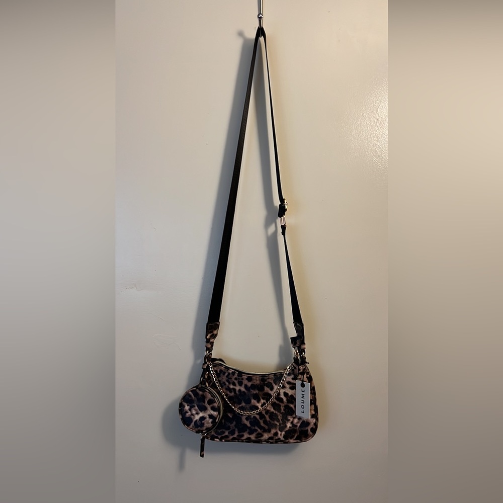 Loume Cross Body Bag ⭐️NWT⭐️